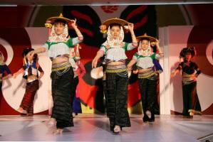 Huian Women Dance